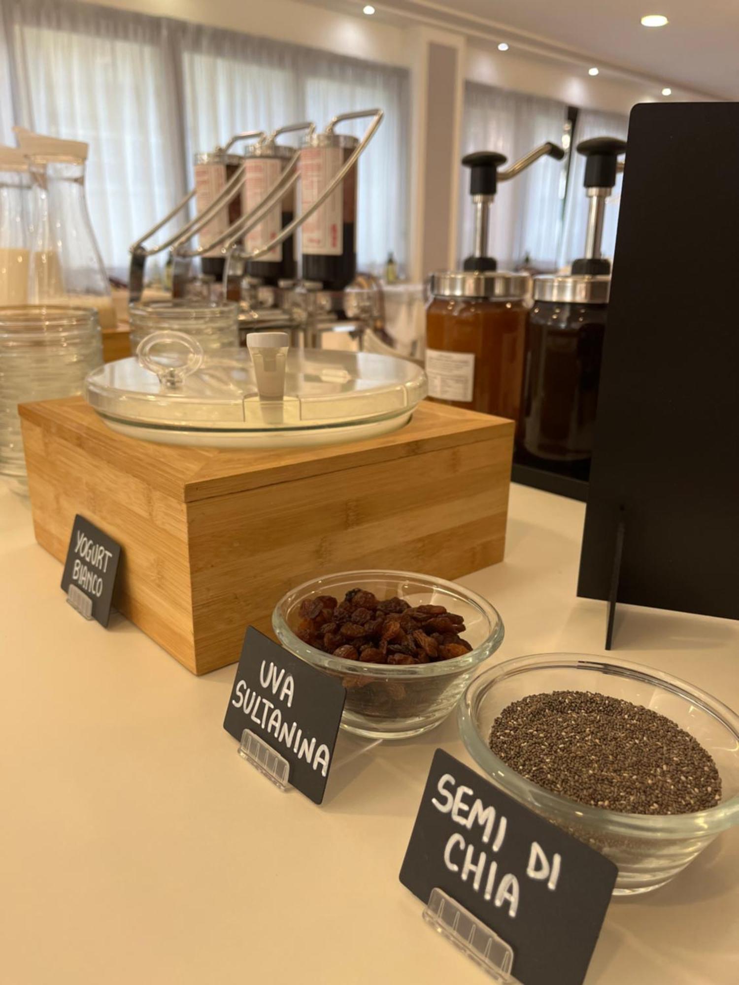 德尔纳西奥尼酒店 切塞纳蒂科 外观 照片
